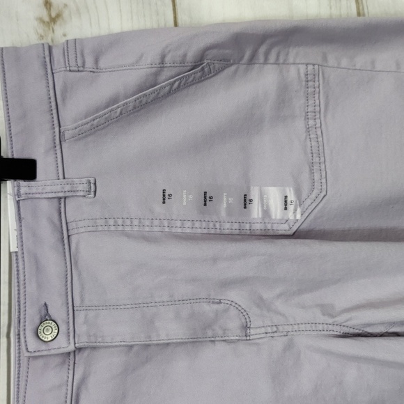SONOMA Lavender High Rise Shorts, Size 16 - Picture 3 of 13